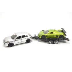 Porsche Macan with trailer and Gumpert Apollo