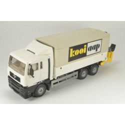 MAN TGA met Kooi Aap heftruck
