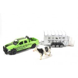 Dodge Ram 1500 mit Viehanhänger