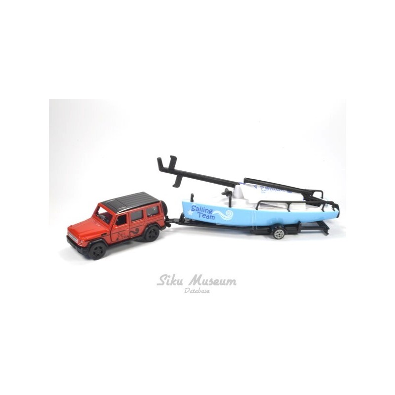 Mercedes AMG G65 met zeilboot