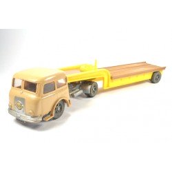 Henschel HS 170T Auto-ambulance