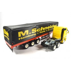 Mercedes Actros M. Schneider