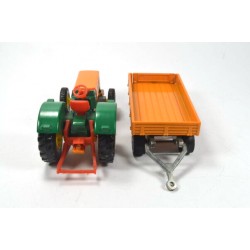 Hanomag-Henschel Robust 900 with trailer