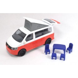 Volkswagen T6 California with movable roof and garden furniture