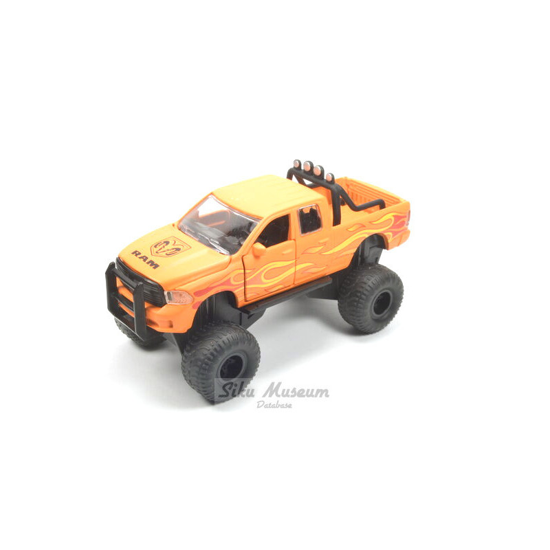 Dodge RAM 1500 mit Ballonreifen