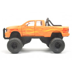 Dodge RAM 1500 with balloon tyres