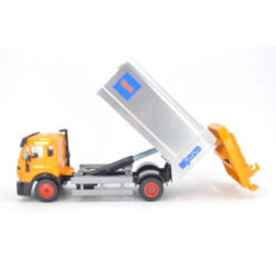 Mercedes SK refuse truck UPAT