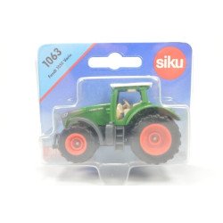 Fendt 1050 Vario tractor