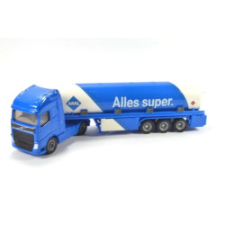Volvo FH16 tanker Aral