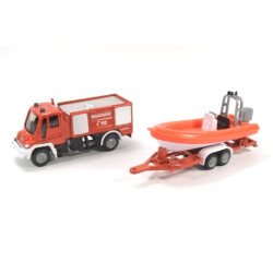 Unimog U400 with boat Feuerwehr