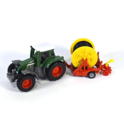 Fendt Favorit 926 Vario with irrigation reel