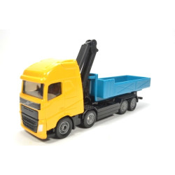 Volvo FH16 with roll-off container