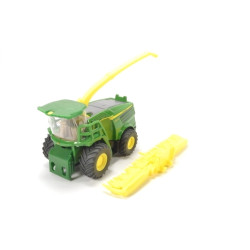 John Deere 8500i corn harvester