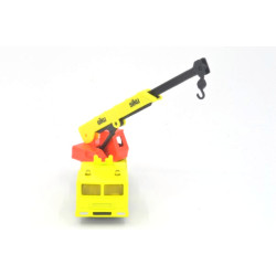 Hydraulic crane truck