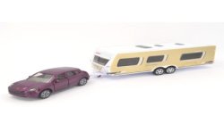 Porsche Macan with Dethleff caravan