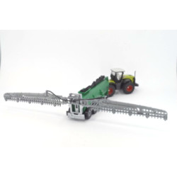 Claas Xerion 5000 mit Samson SG Gülleinjektor
