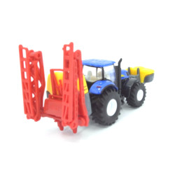 New Holland T8.390 mit Kverneland-Pflanzenschutzkombination
