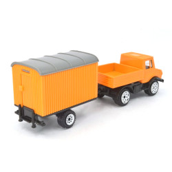 Mercedes Unimog U1500 mit Bauwagen