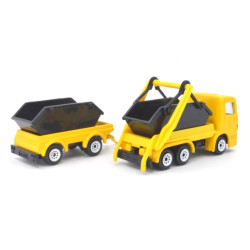 Mercedes Actros mit Anhänger und Containern