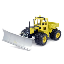 Mercedes MB-Trac 800 met sneeuwploeg