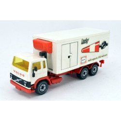 Volvo F7 turbo Kühlwagen Langnese