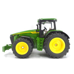 John Deere 8R 370 tractor