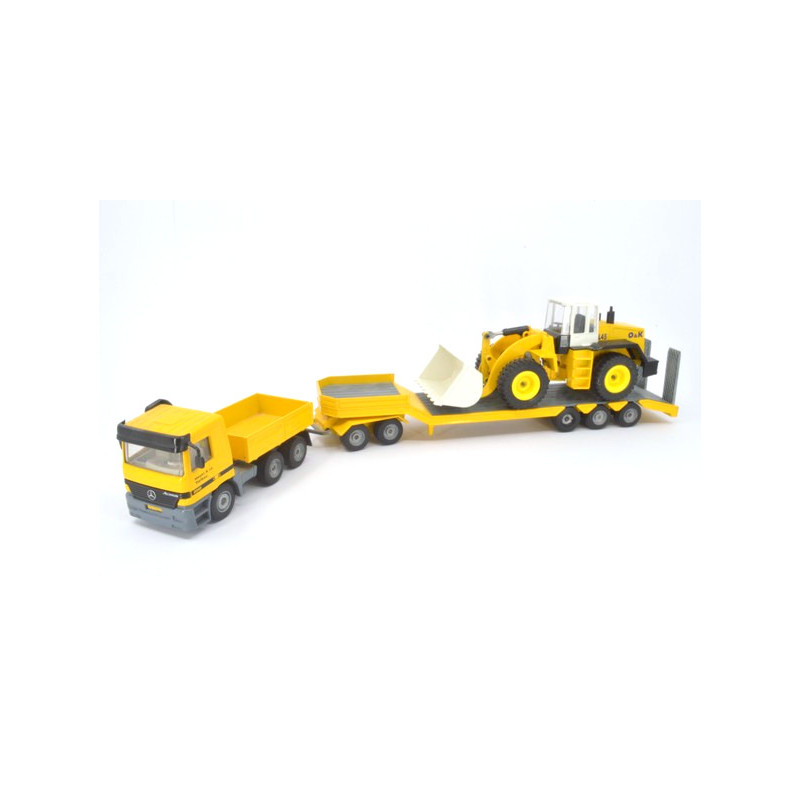 Mercedes Actros met dieplader en O&K L45 wiellader
