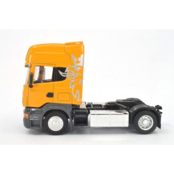 Scania R620 met dieplader en Liebherr 556 wiellader