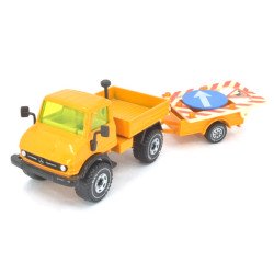 Mercedes Unimog U406 with warning trailer