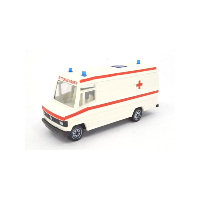 Mercedes 809 Rettungswagen