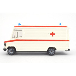 Mercedes 809 Rettungswagen