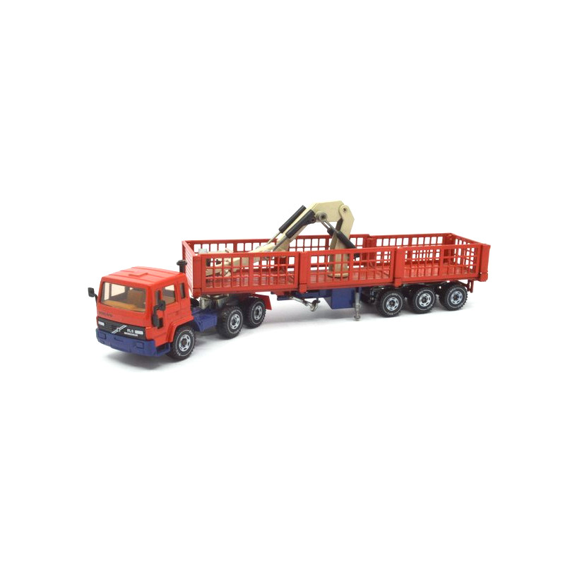 Volvo FL6 trailer with crane