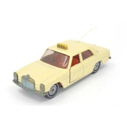 Mercedes 250/8 Taxi