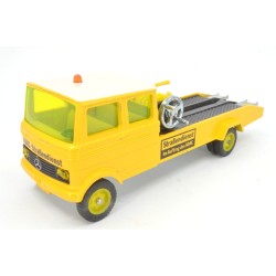 Mercedes LP 608D road service