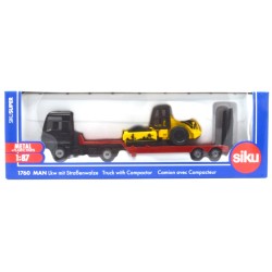 MAN TG-X mit Tieflader und Hamm Straßenwalze