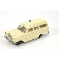 Mercedes 190 Ambulance
