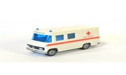 Mercedes 406 Rettungsdienst