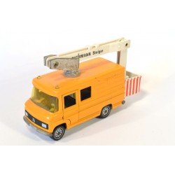 Mercedes 406 hoogwerker