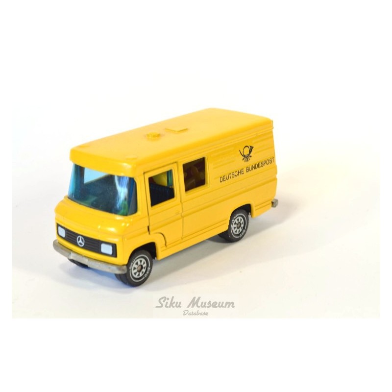 Mercedes 406 Pakketdienst
