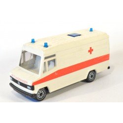 Mercedes 809 Rettungswagen