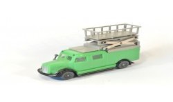 Mercedes hoogwerker (SchÃ¶rling opbouw)