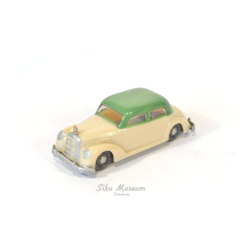 Mercedes 220 (Model 1951)