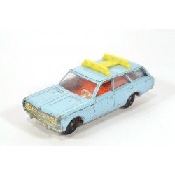 Opel Rekord Caravan met ski