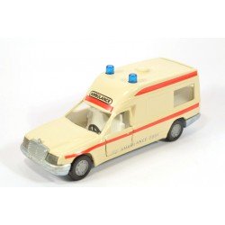Mercedes 260E Binz ambulance