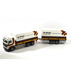 Volvo F12 met tandem aanhanger De Bruin