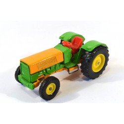 Hanomag-Henschel Robust 900