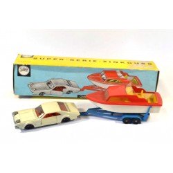 Oldsmobile Toronado with boat