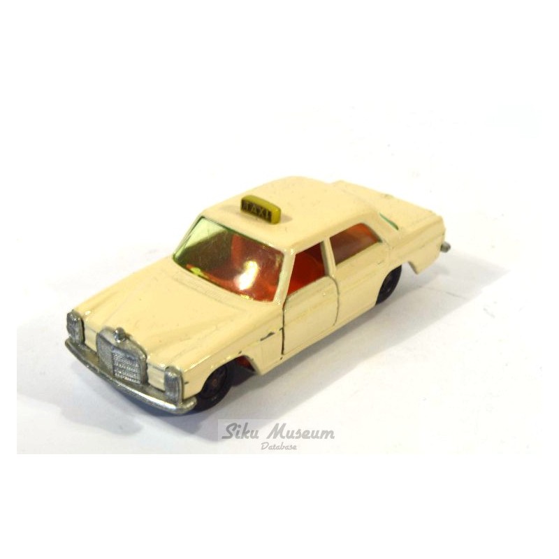Mercedes 250/8 Taxi