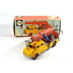 Mercedes mobile crane