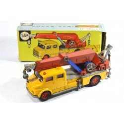 Mercedes mobile crane